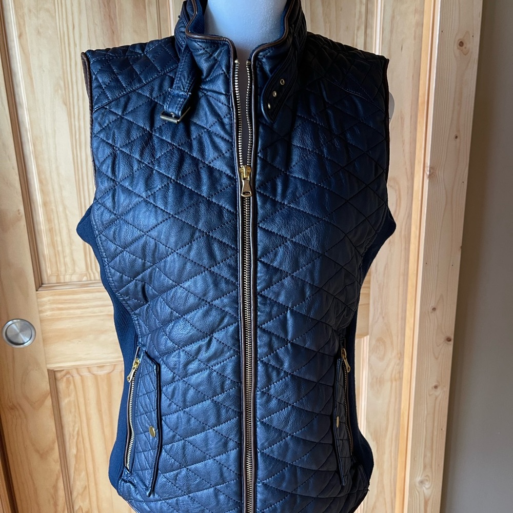 Womens Vest Size L